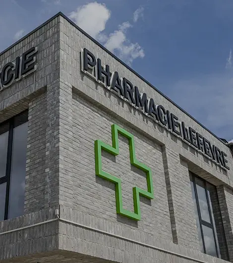 Croix et enseignes pharmacies