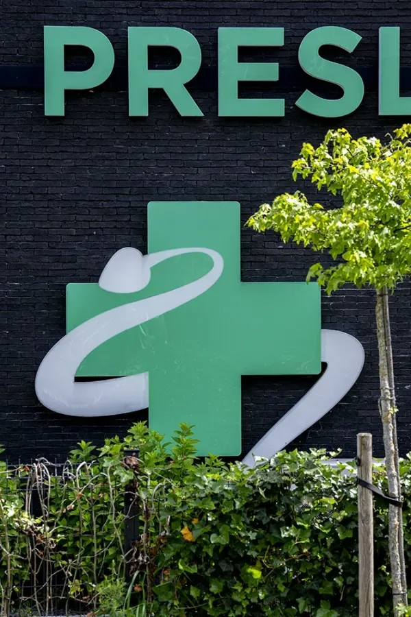 Réalisation - Croix et enseignes pharmacies