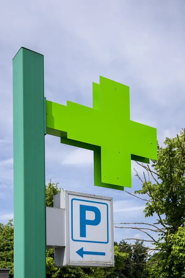 Réalisation - Croix et enseignes pharmacies